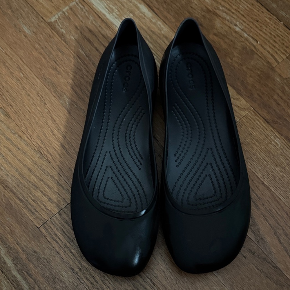 Black Women's Slip-On crocs Flats - Comfortable Everyday Shoes 10w